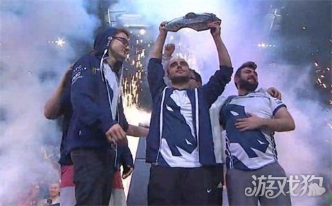 覆盖风险与 覆盖风险与