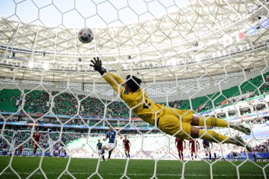 攻和定位球 攻和定位球