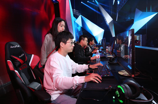 8兰代尔1 8兰代尔1